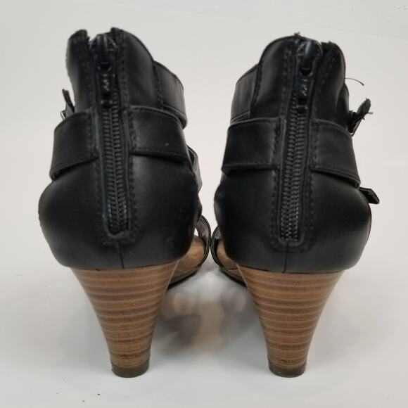 Croft & Barrow Ortholite  Low Wedge Heel Faux Vegan Leather Peep Toe Shoes 8.5 - Picture 6 of 8